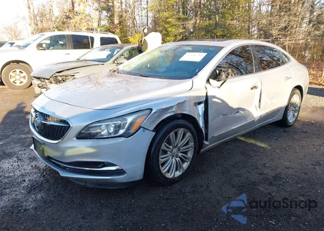 2018 Buick Lacrosse Essence z USA, uszkodzony, nr VIN 1G4ZP5SZ4JU136682
